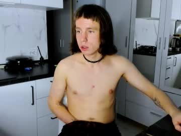 _toyboyy live sex cam