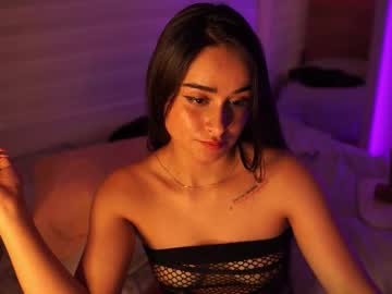 abigail_adamss_ Live Profile