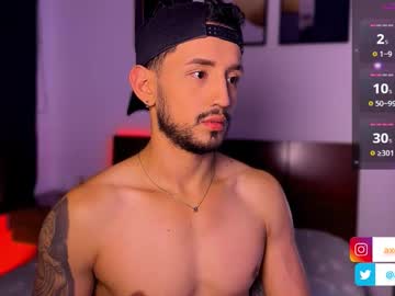 axelking13 live sex cam