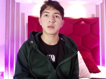 cristopher_wild live sex cam