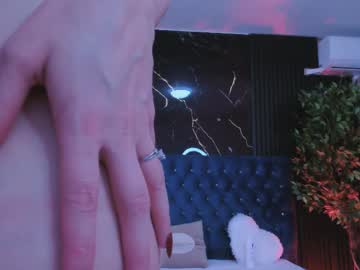 ellieknights live sex cam