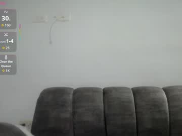 emilyhines__ live sex cam