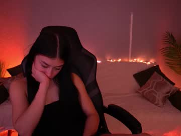 fatalenellie live sex cam