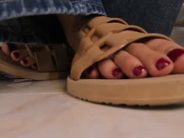 katty_feet_ live sex cam