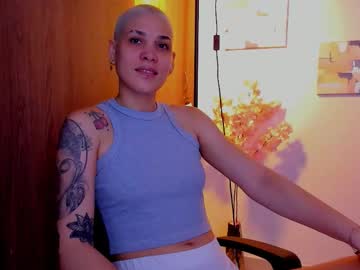laura_r23 live sex cam