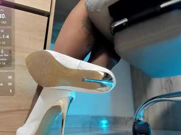 madeleine_w live sex cam