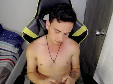 mathiass_twinkk_ live sex cam
