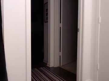 naked_boy_toy live sex cam