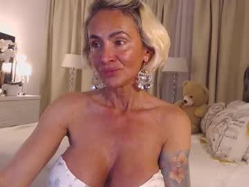 silver_miss live sex cam