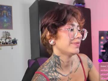succubus_girl_ live sex cam
