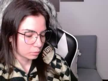 wolfs_daughter live sex cam