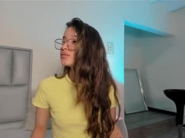 zoe_dear live sex cam